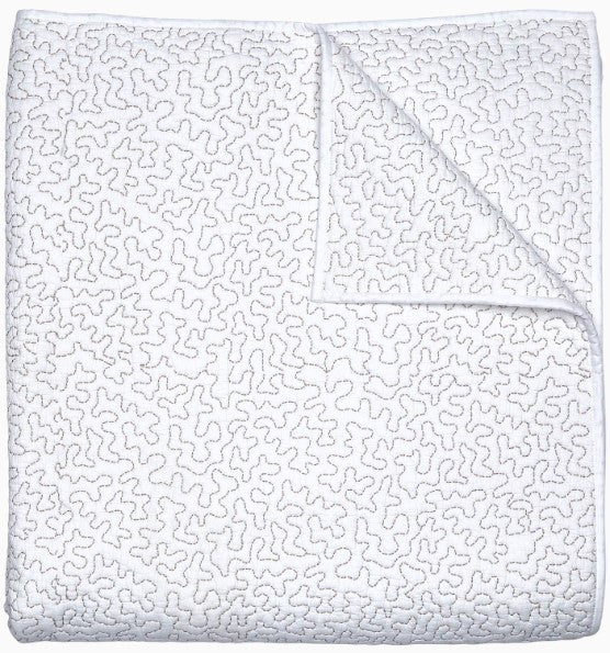 Running Stitch Sand Quilt