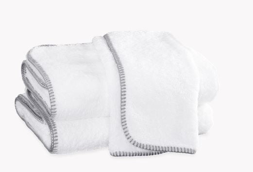 Matouk Milagro Bath Towels (White)