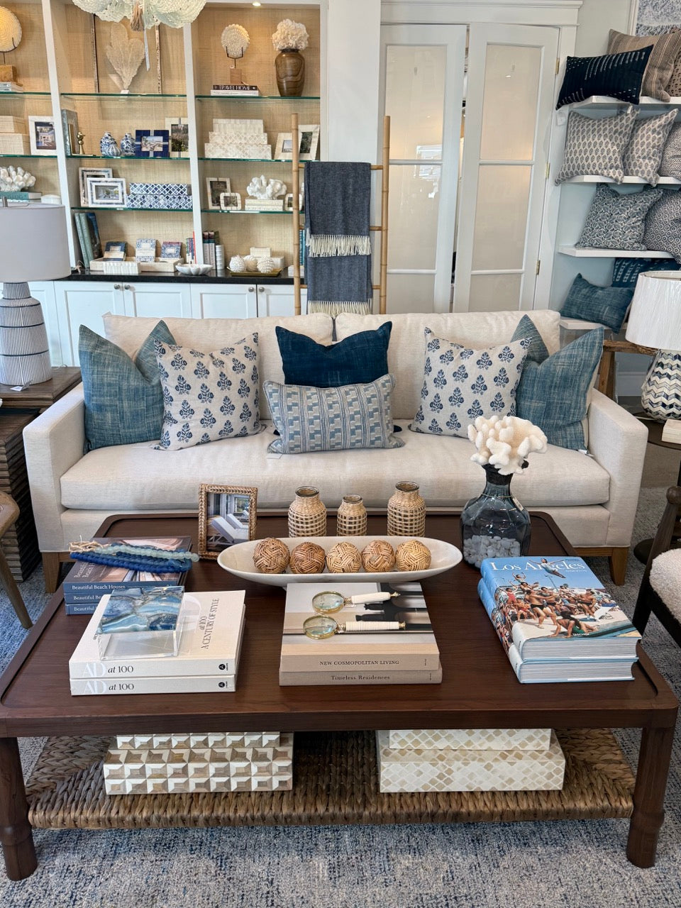 Decorative Pillows & Throws