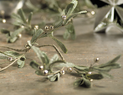 Olive &amp; Berry Garland