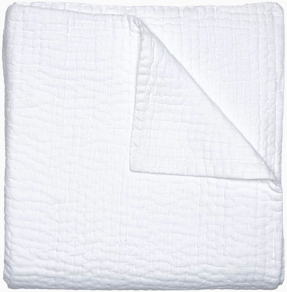 Vivada White Woven Quilt